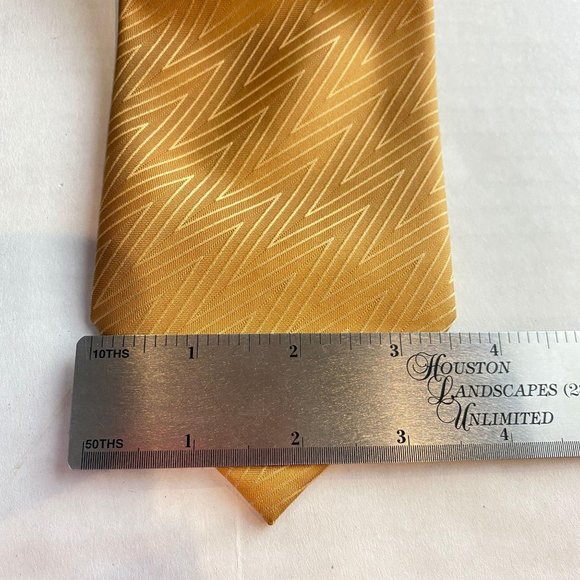 BCBG Attitude Golden Brown Silk Neck Tie Zig Zag Geometric Print Office Career - Picture 13 of 13